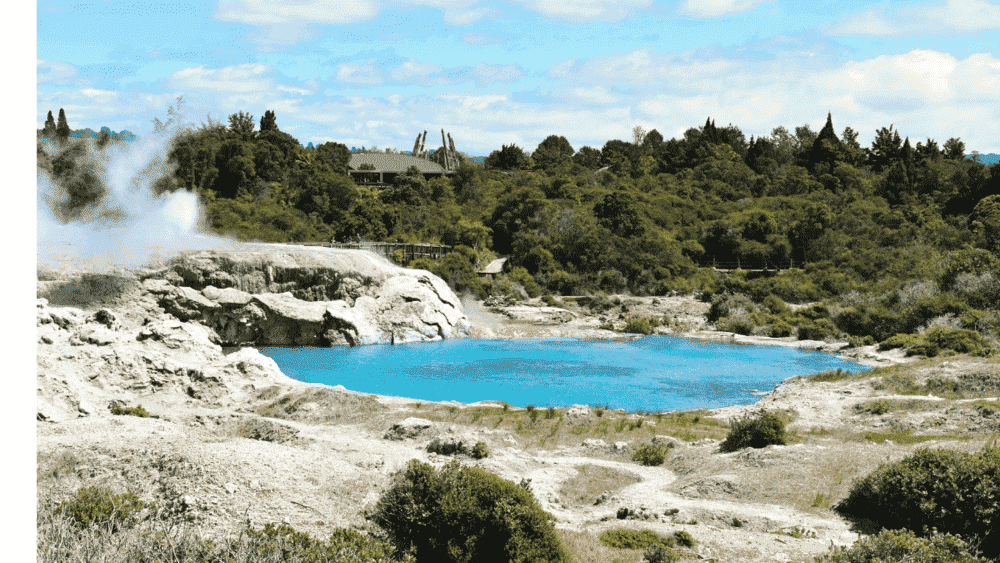 As piscinas quentes de Rotorua, na Ilha Norte, proporcionam uma experiência relaxante em meio ao frio, em Nova Zelândia