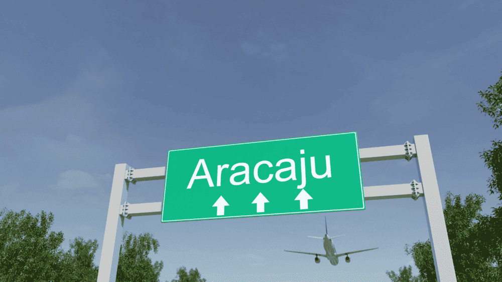 As principais capitais e cidades litorâneas possuem aeroportos que recebem voos de diferentes partes do Brasil e do mundo. Destinos como Fernando de Noronha, Salvador, e Florianópolis são bem servidos por voos diretos.