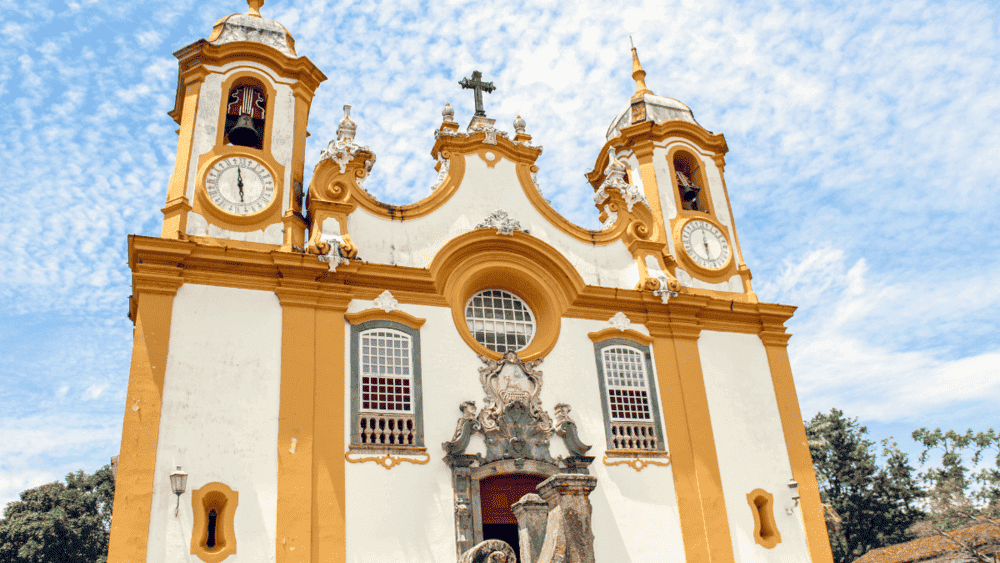 Em Tiradentes, Minas Gerais, a  Igreja Matriz de Santo Antônio, é simplesmente linda. Não deixe de visitar, quando for para essa cidade.