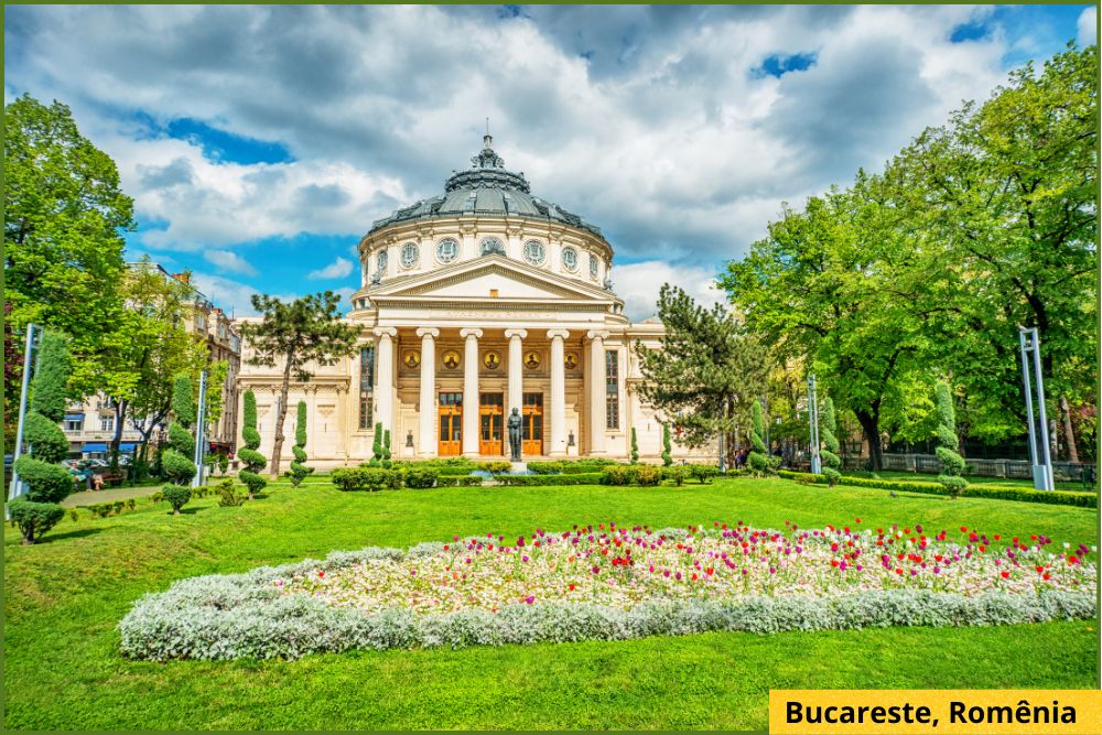  Bucareste, na Romenia, combina arquitetura imponente, história marcante e vida noturna animada. Tudo isso por preços muito abaixo das capitais mais famosas da Europa.