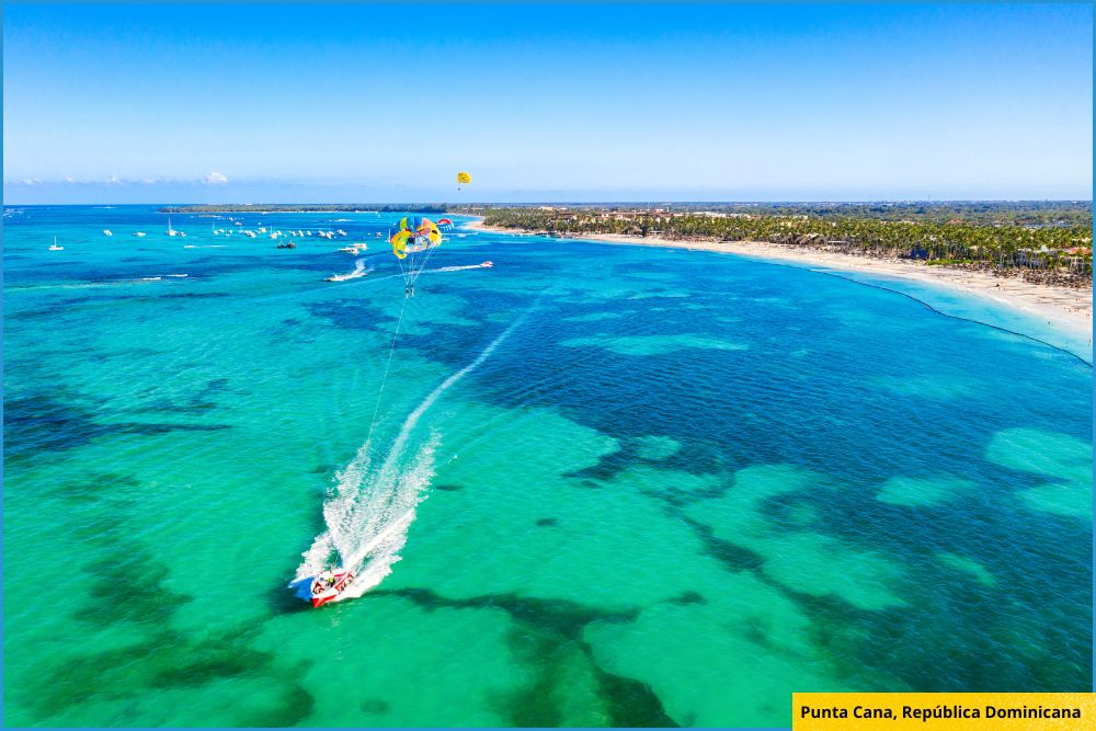 Caso você queira comemorar, curtir uma boa praia ou mergulhar em festas memoráveis, considere visitar Punta Cana, como uma opção de destino idela no exterior.